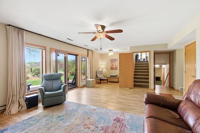5213 Comanche Way, Madison, WI 53704