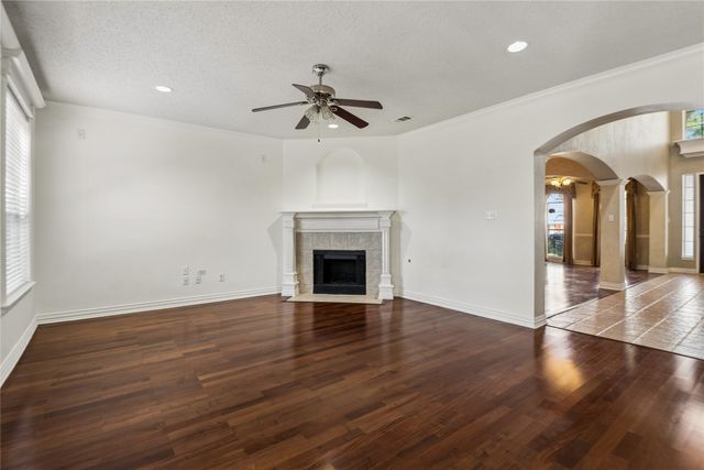5536 Cranberry Drive, Fort Worth, TX 76137