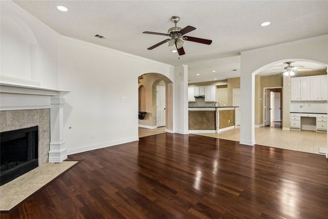 5536 Cranberry Drive, Fort Worth, TX 76137