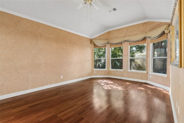 5536 Cranberry Drive, Fort Worth, TX 76137