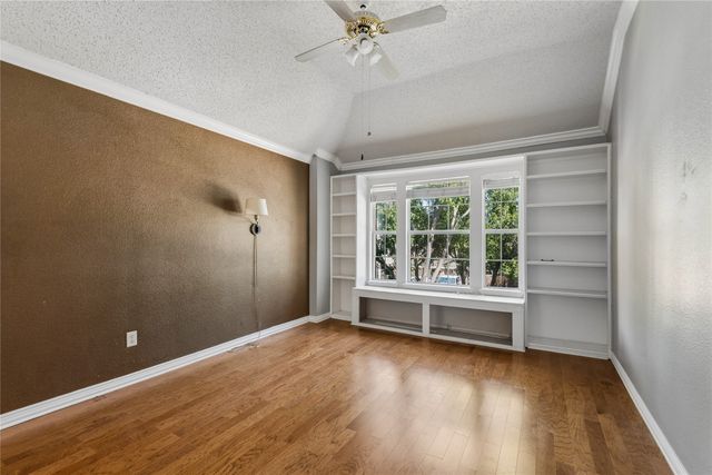 5536 Cranberry Drive, Fort Worth, TX 76137