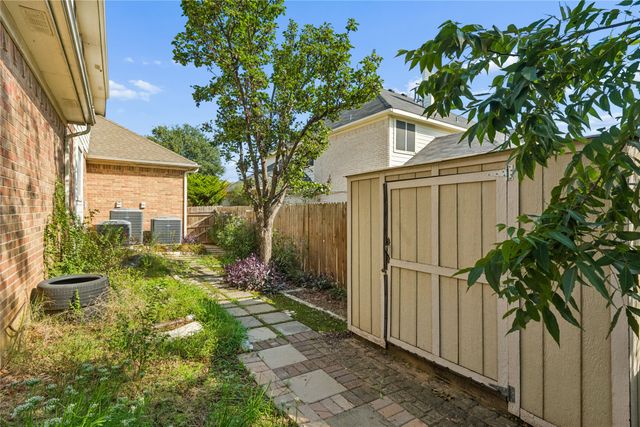5536 Cranberry Drive, Fort Worth, TX 76137