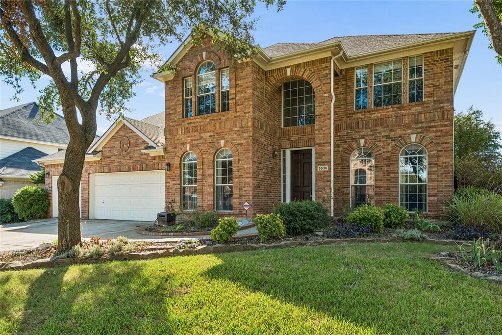 5536 Cranberry Drive, Fort Worth, TX 76137