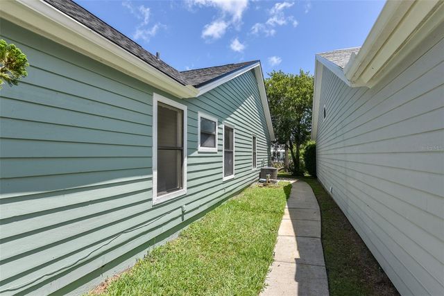 756 PINE SHORES CIRCLE, New Smyrna Beach, FL 32168