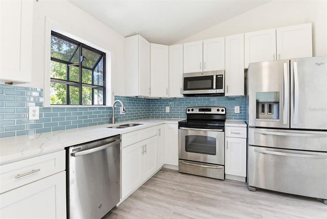 756 PINE SHORES CIRCLE, New Smyrna Beach, FL 32168