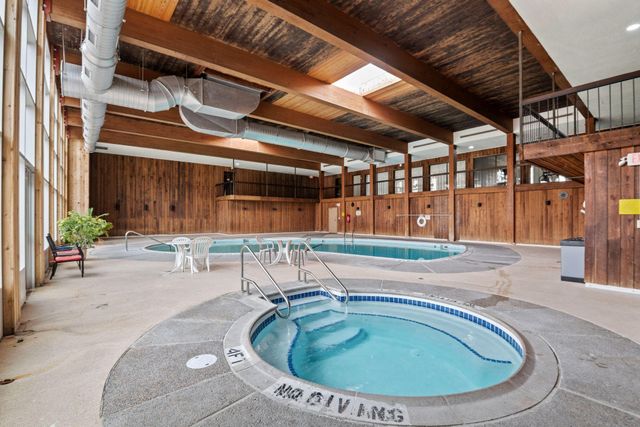 450 Ford Road 225, Saint Louis Park, MN 55426