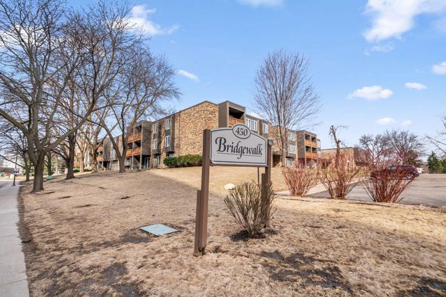 450 Ford Road 225, Saint Louis Park, MN 55426