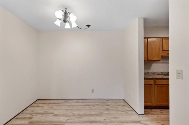 450 Ford Road 225, Saint Louis Park, MN 55426