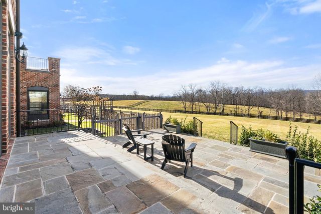 21051 ST LOUIS RD, Middleburg, VA 20117