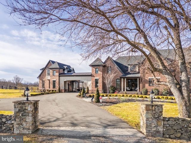 21051 ST LOUIS RD, Middleburg, VA 20117