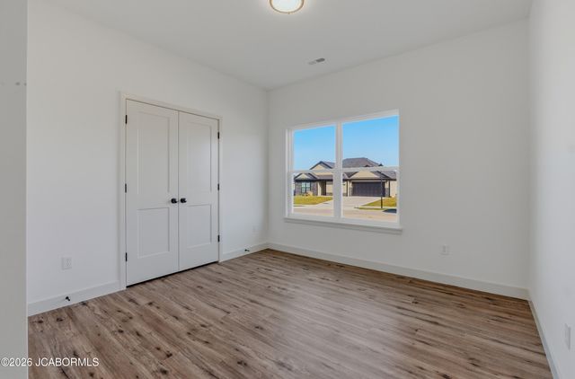 3328 NAPLES DRIVE, Columbia, MO 65202