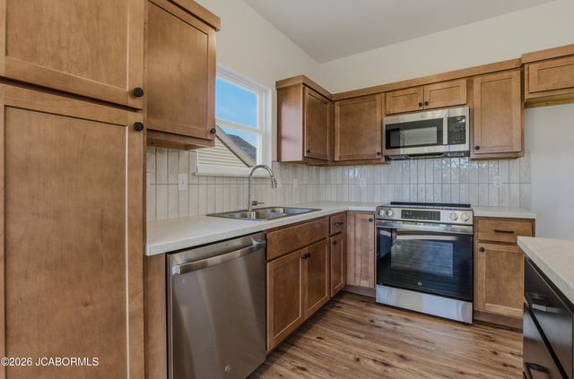 3328 NAPLES DRIVE, Columbia, MO 65202