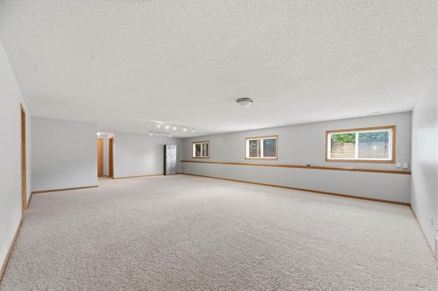 739 Westchester Pl, Andover, KS 67002