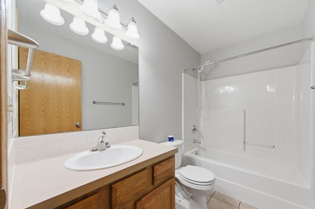 739 Westchester Pl, Andover, KS 67002