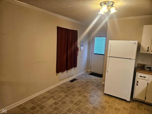 514 Elmhurst Place, Whiteland, IN 46184
