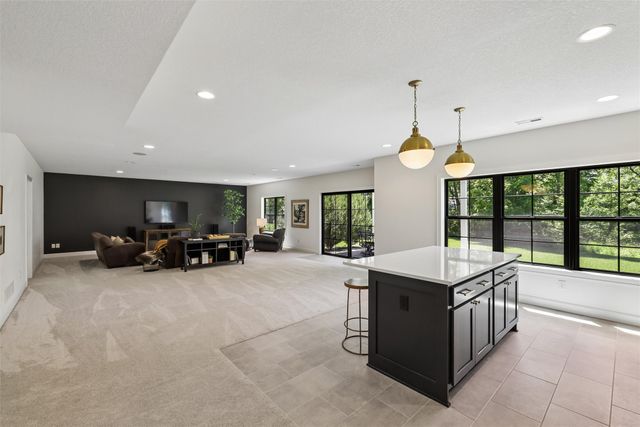 3550 NW 178th Street, Clive, IA 50325