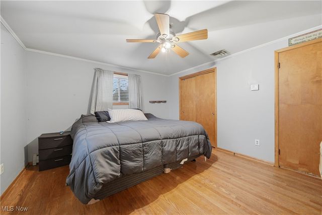 918 Bonsel Street NE, Navarre, OH 44662