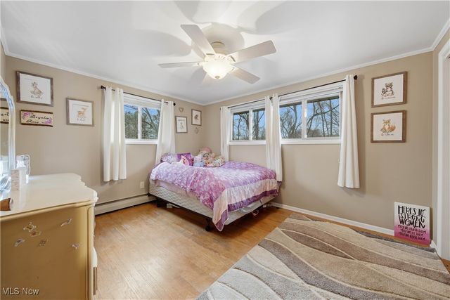 918 Bonsel Street NE, Navarre, OH 44662