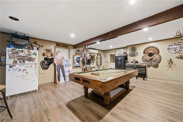 918 Bonsel Street NE, Navarre, OH 44662