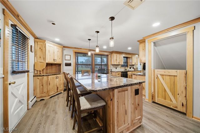 918 Bonsel Street NE, Navarre, OH 44662