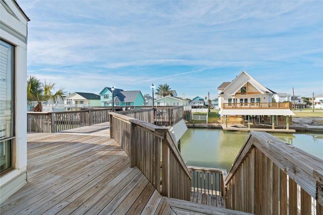 21812 Frio Drive, Galveston, TX 77554