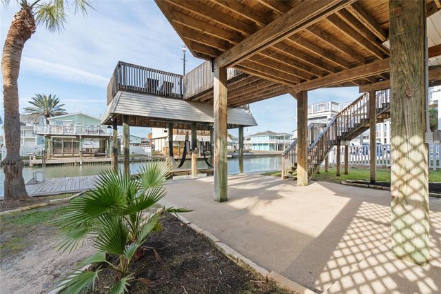 21812 Frio Drive, Galveston, TX 77554