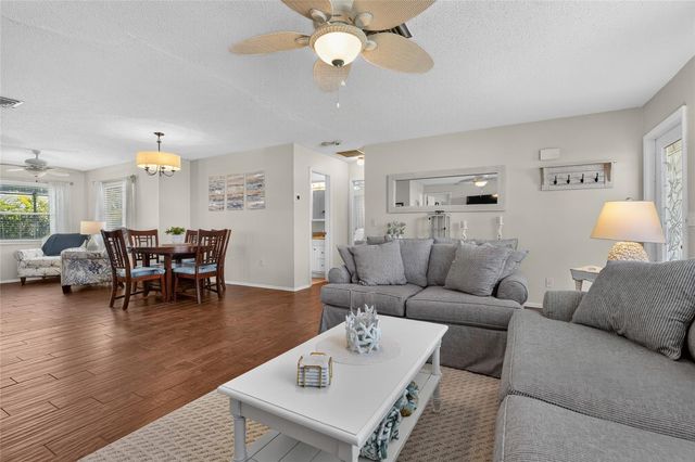 4215 PANDORA ROAD, Venice, FL 34293