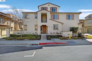 5216 Fioli Loop, San Ramon, CA 94582