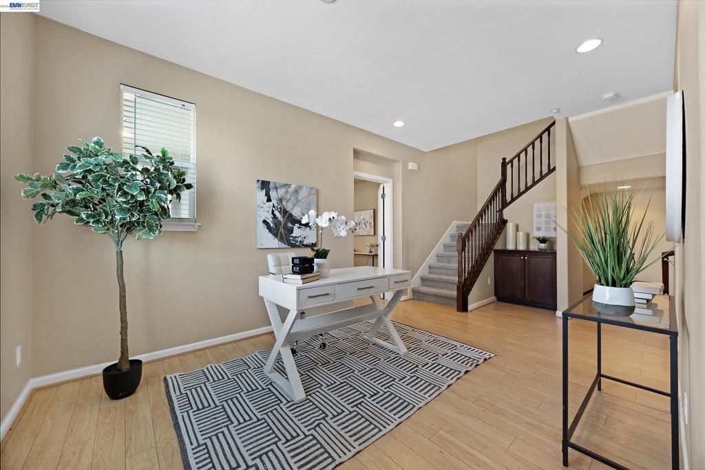 Image 20 of property listing at 5216 Fioli Loop, San Ramon, CA 94582