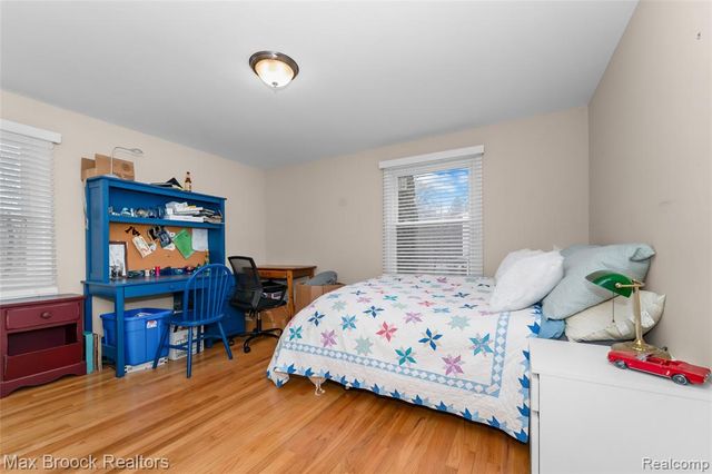 7118 Cathedral Drive, Bloomfield Hills, MI 48301