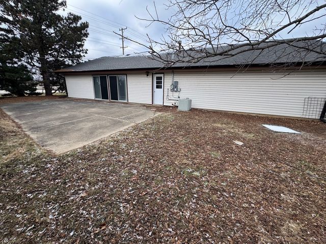 7315 Cumberland Drive, Hanover Park, IL 60133