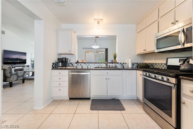 2709 Copper Mesa Drive, Las Vegas, NV 89134