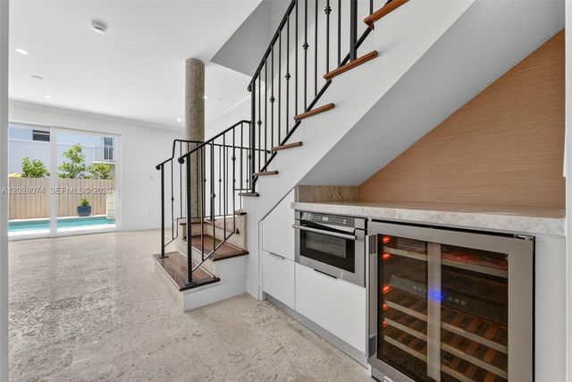 3062 New York St 3062, Miami, FL 33133