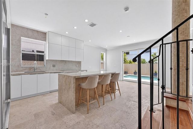 3062 New York St 3062, Miami, FL 33133