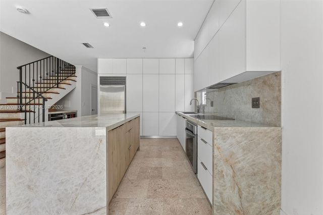 3062 New York St 3062, Miami, FL 33133