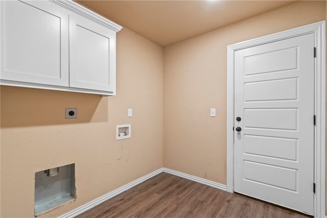 5 Renfrew Lane, Bella Vista, AR 72715