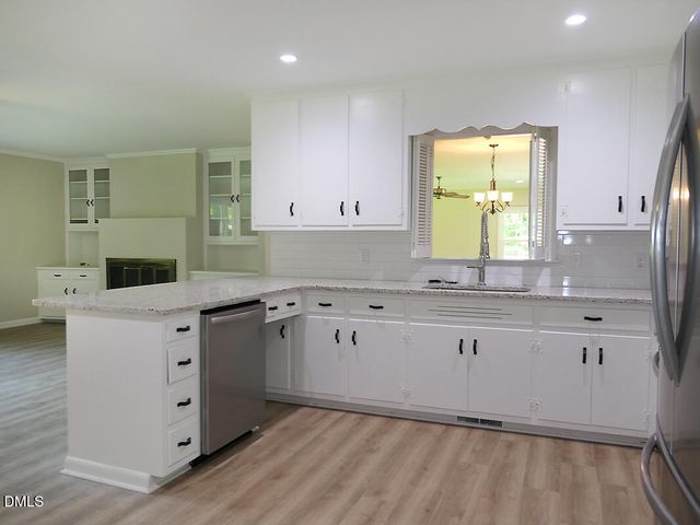 1075 Manns Chapel Road, Pittsboro, NC 27312
