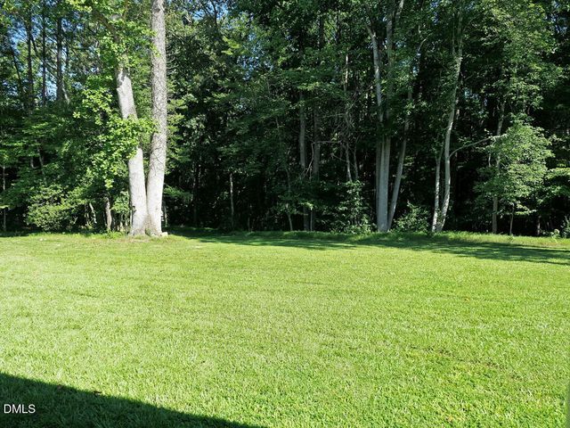 1075 Manns Chapel Road, Pittsboro, NC 27312