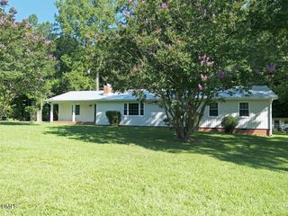 1075 Manns Chapel Road, Pittsboro, NC 27312