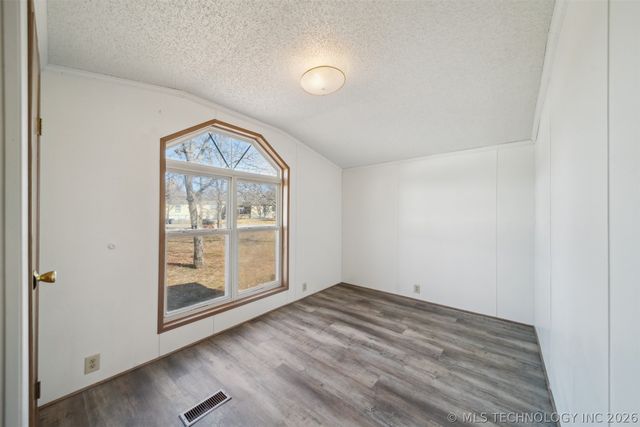 69915 S 334 Road, Wagoner, OK 74467