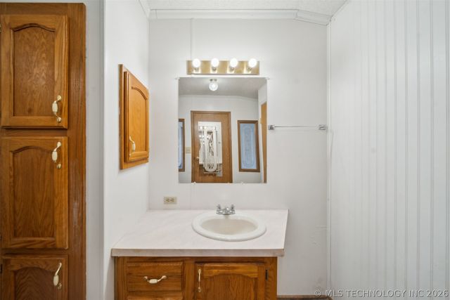 69915 S 334 Road, Wagoner, OK 74467