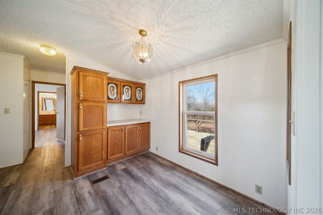 69915 S 334 Road, Wagoner, OK 74467