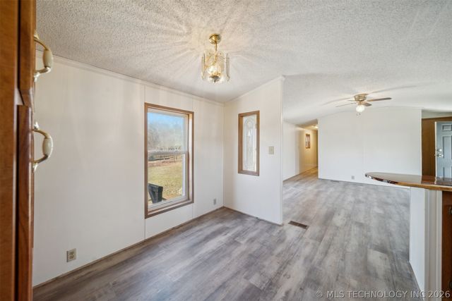 69915 S 334 Road, Wagoner, OK 74467