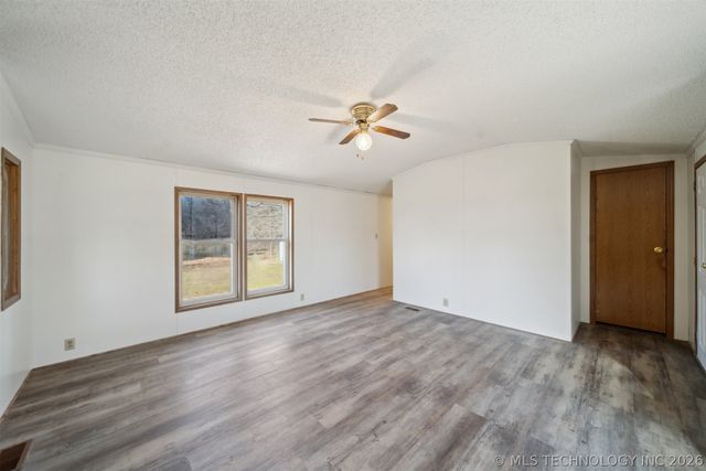 69915 S 334 Road, Wagoner, OK 74467
