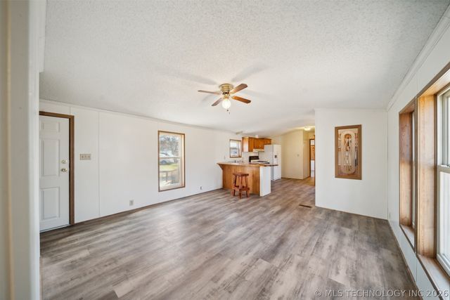 69915 S 334 Road, Wagoner, OK 74467