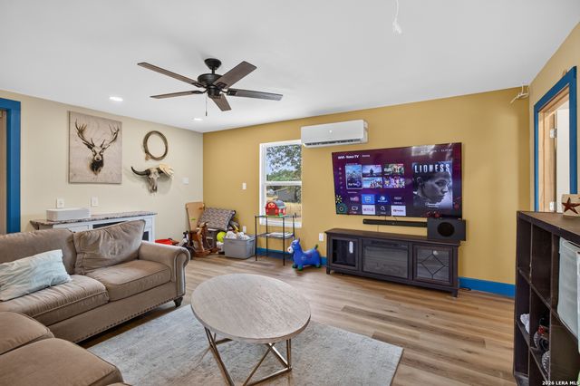 1235 Gayle, Poteet, TX 78065