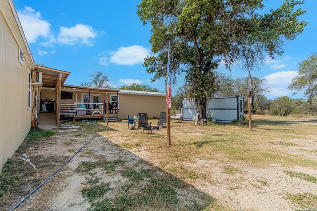 1235 Gayle, Poteet, TX 78065