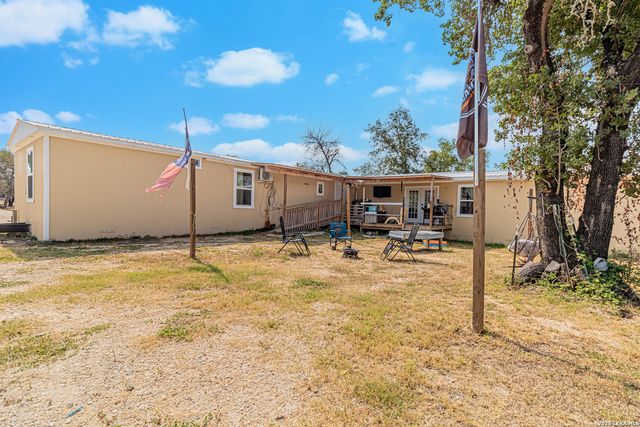 1235 Gayle, Poteet, TX 78065