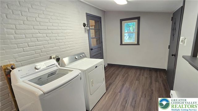 4002 Chew Street, South Whitehall Twp, PA 18104