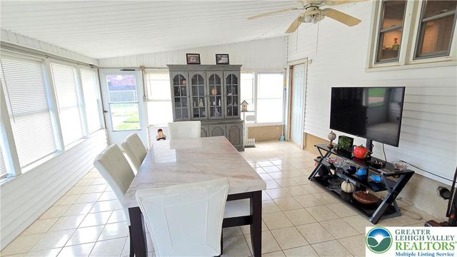 4002 Chew Street, South Whitehall Twp, PA 18104